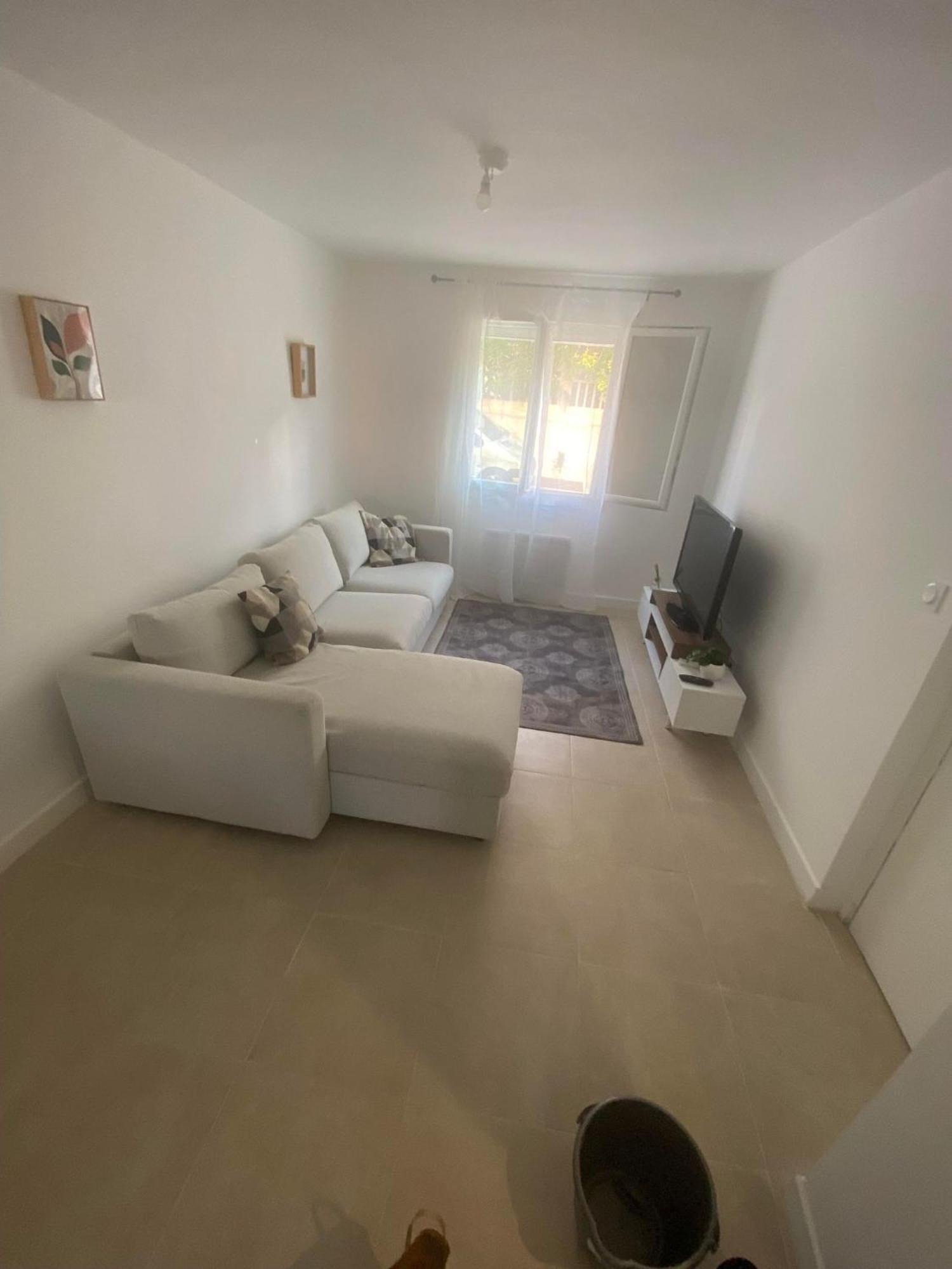 Appartement Joli Proche De La